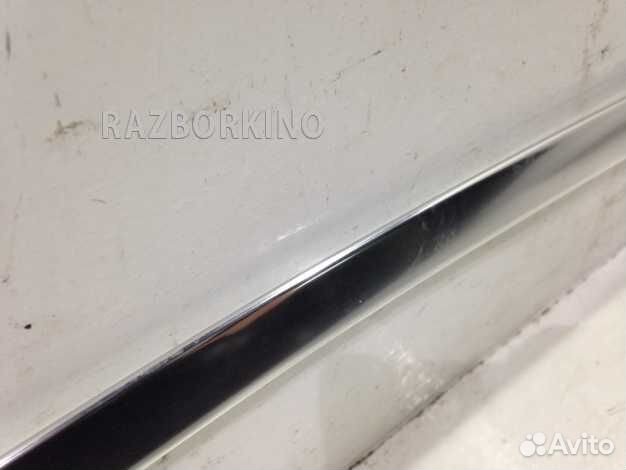 Молдинг стекла двери передней правой