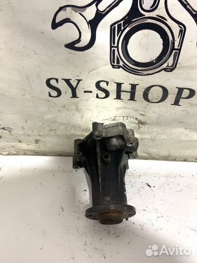 Насос водяной помпа Ssangyong Rexton 2 D27DT 2008