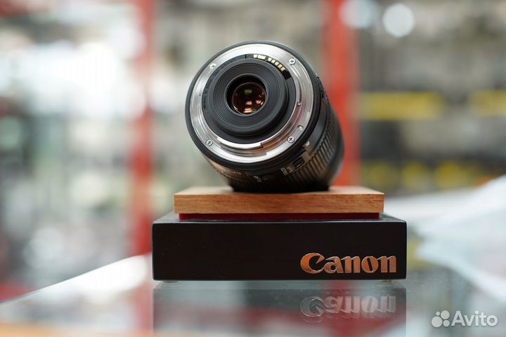 Объектив Canon EF-S 18-135 mm IS STM