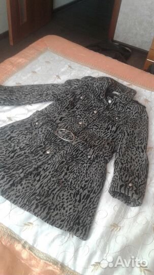 Пальто демисезонное