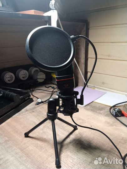 Микрофон Redragon