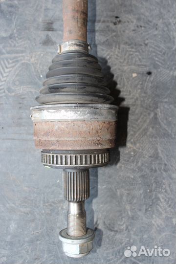 Задний правый привод Mercedes ML-Class W163 ML320