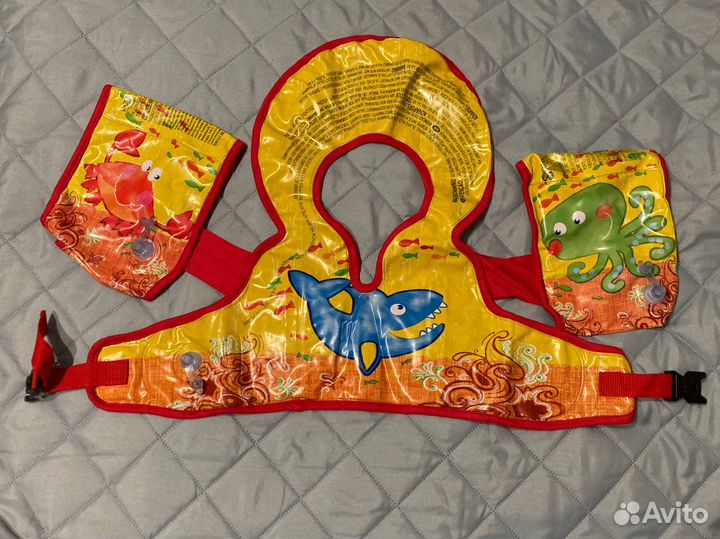 Жилет с нарукавниками для плавания на 3-6 лет