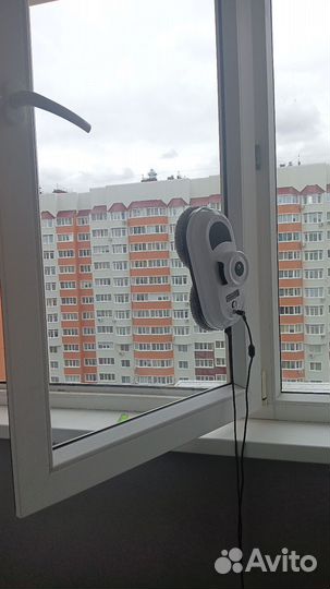 Робот мойщик окон