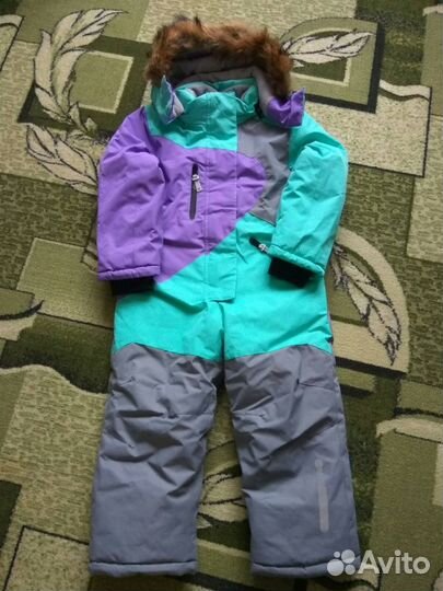 Зимний комбинезон для девочки