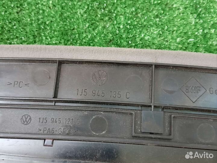 Фонарь дополнительный стоп сигнал VW Bora