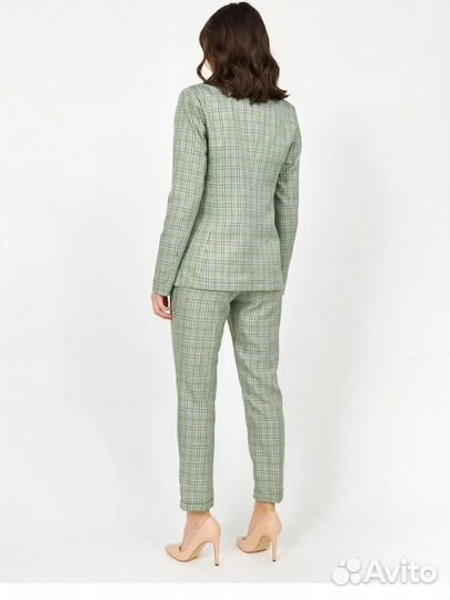 Брючный костюм женский