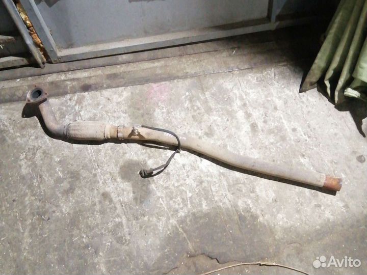 Гофра выхлопной трубы на Опель Астра Н 1.6