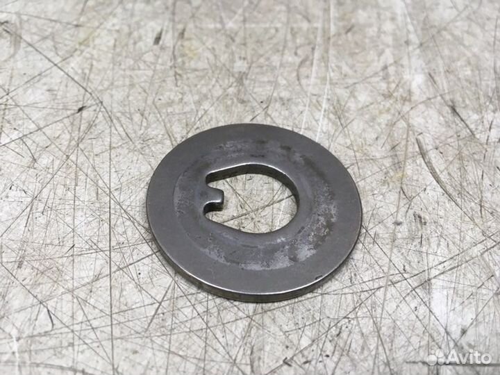 Шайба задней ступицы упорная Audi 100 C4