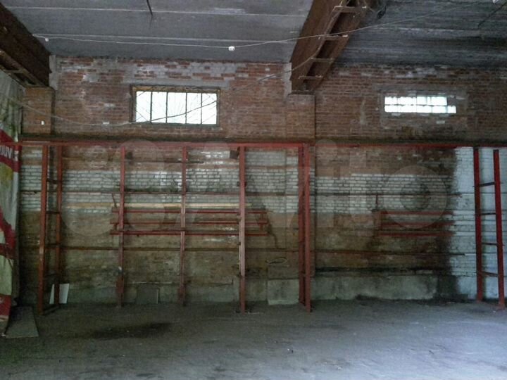 Склад, 235 м²