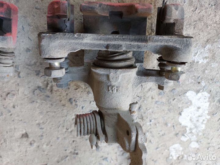 Суппорт задний ниссан цефиро максима 33