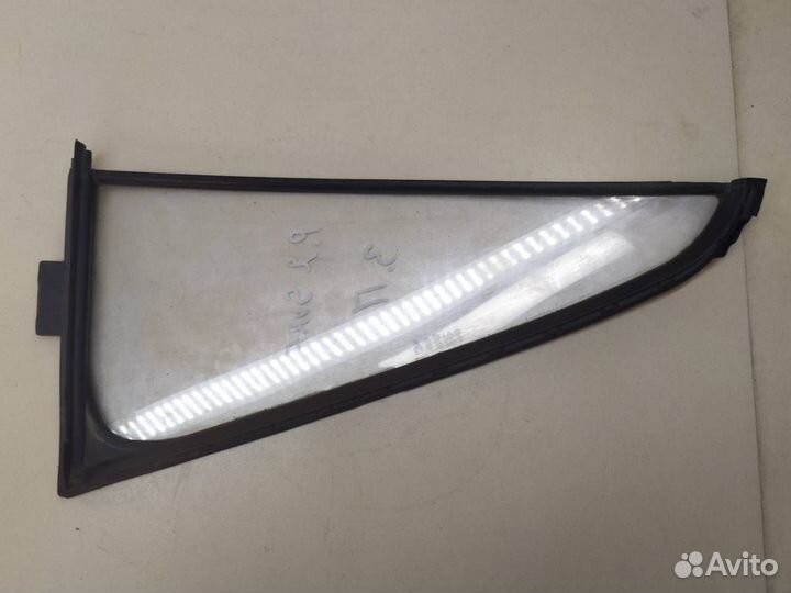 Стекло двери задней правой форточка Toyota 4Runner