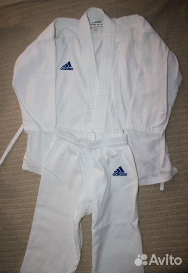 Кимоно для каратэ Adidas на рост 120 см