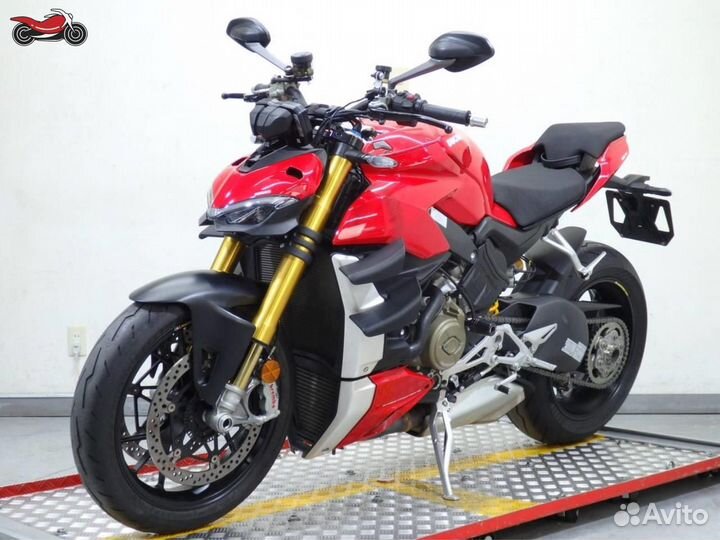 Ducati Streetfighter V4 2022г