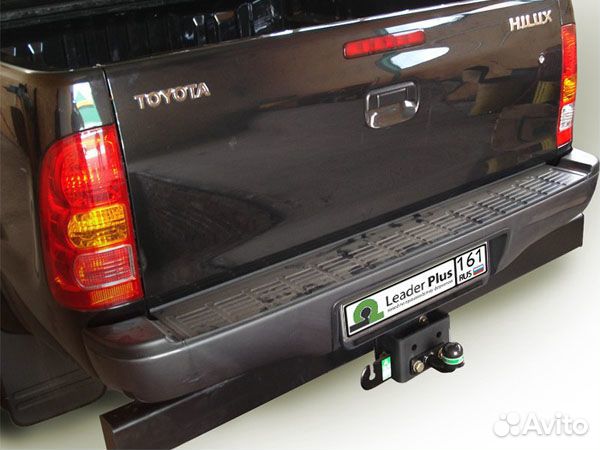 Фаркоп Toyota Hilux 2004-2015