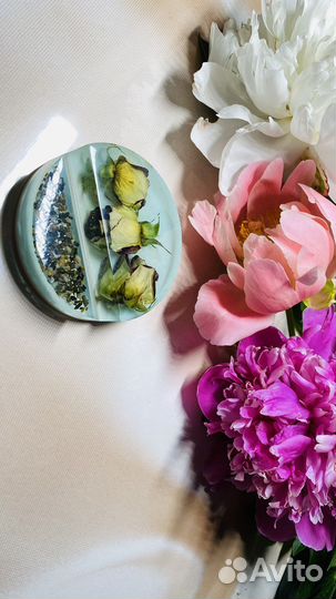 Подставка для телефона / кружки/ украшений