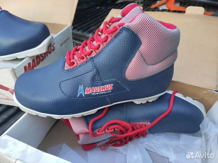 Ботинки лыжные для беговых лыж NNN 75 мм Rossignol