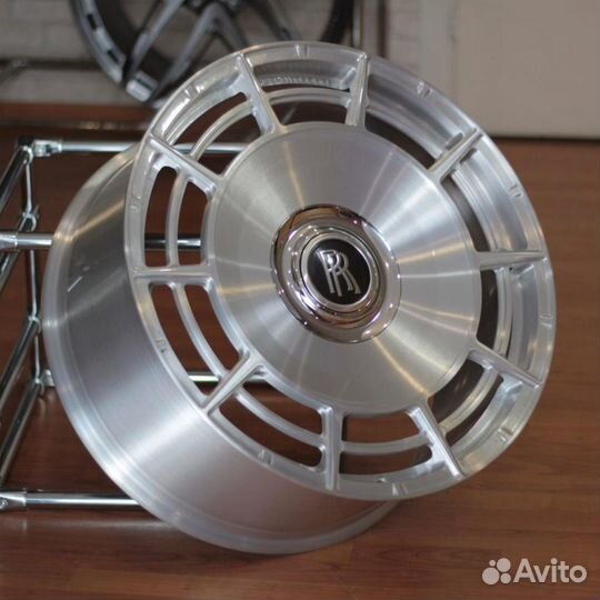 Кованые диски GT Forged R24 Rolls-Royce Cullinan