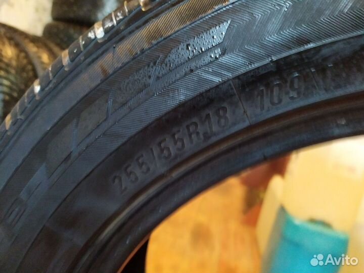 Maxxis Bravo HP-M3 255/55 R18 109V