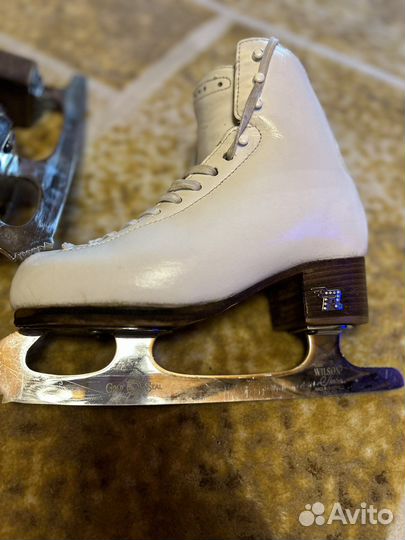 Фигурные коньки risport RF2