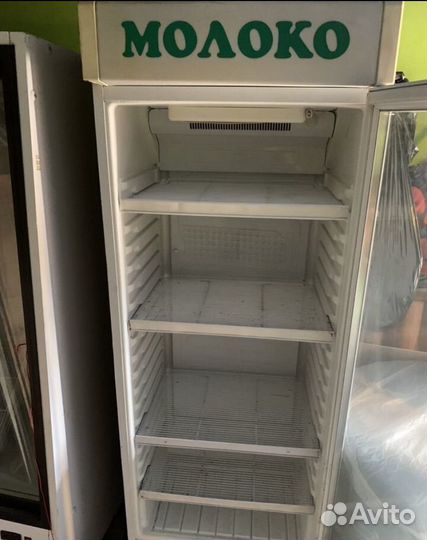Холодильная витрина б/у