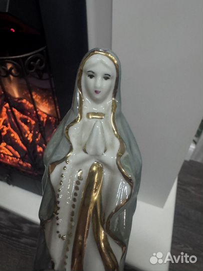 Статуэтка Дева Мария