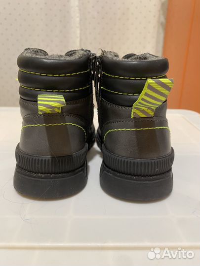 Ботинки демисезонные 23 размер