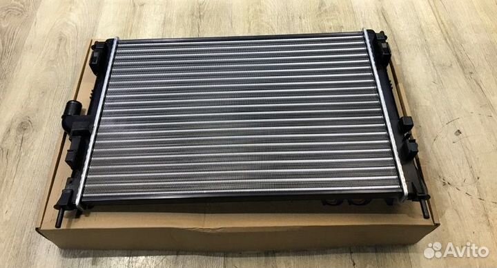 Радиатор основной Renault Sandero С конд МКПП
