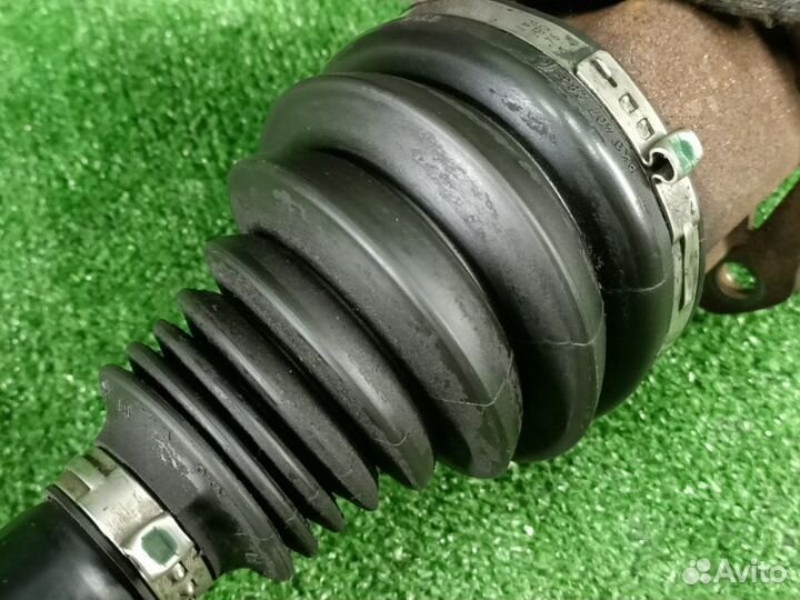 Привод передний правый Audi A8 D4