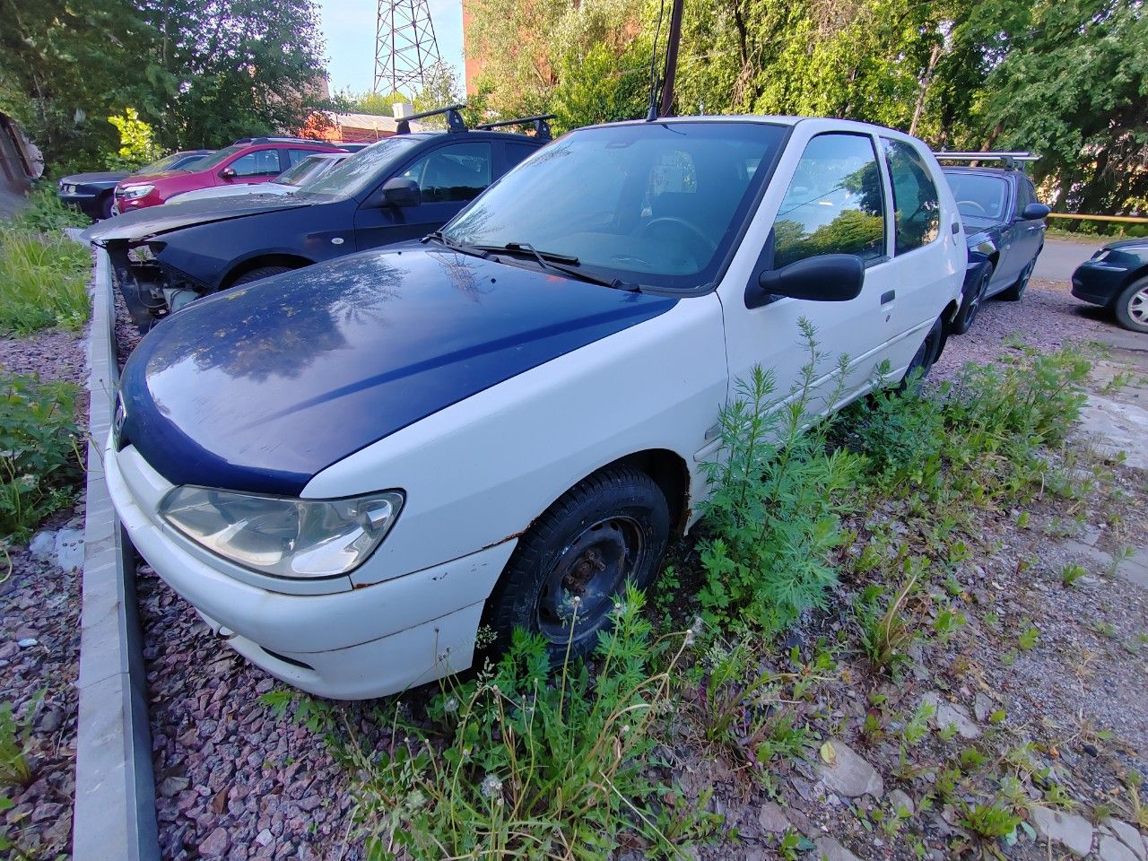Peugeot 306