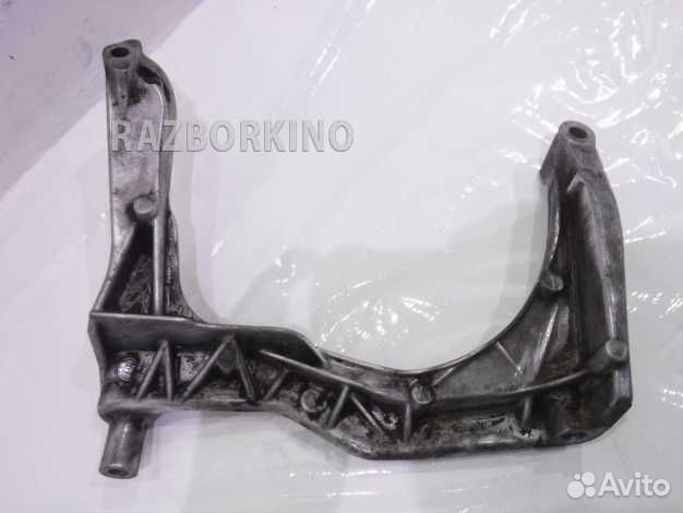 Кронштейн двигателя Хонда