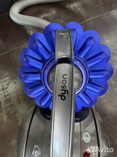 Пылесос Dyson бУ