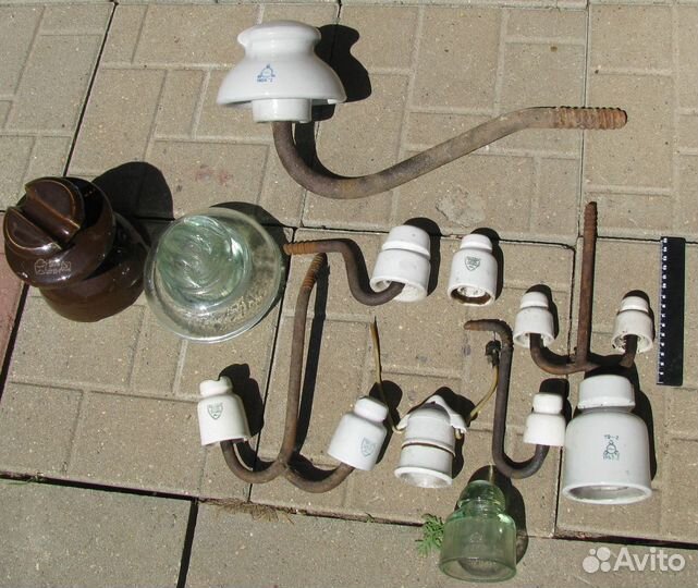 Керамическая разетка и изолятор СССР