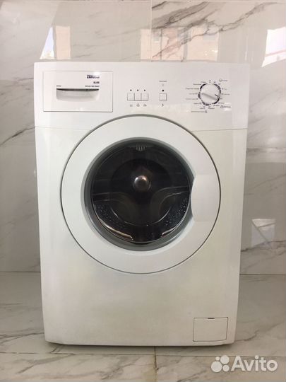 Стиральная машина бу Zanussi ZWS281 5 кг