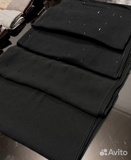 Шарф со стразами