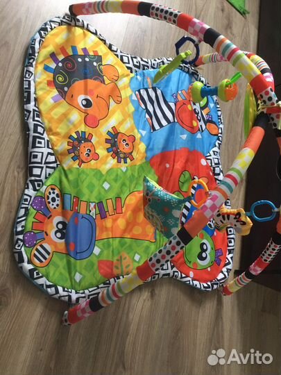 Развивающий коврик