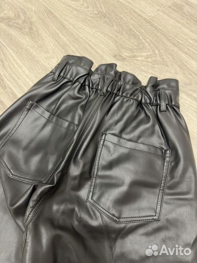 Брюки кожаные бананы XXS XS Zara