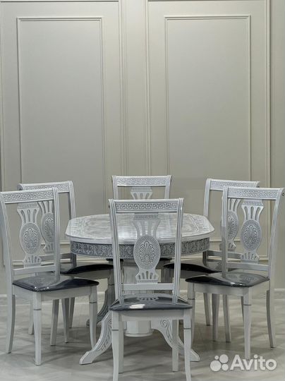 Стол и стулья от производителя. В наличии