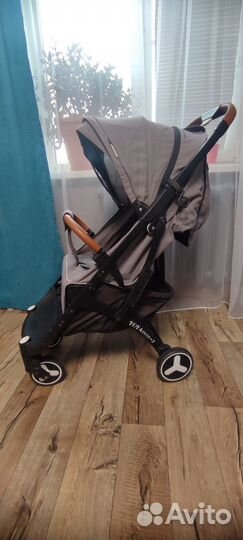 Прогулочная коляска yoya plus 3