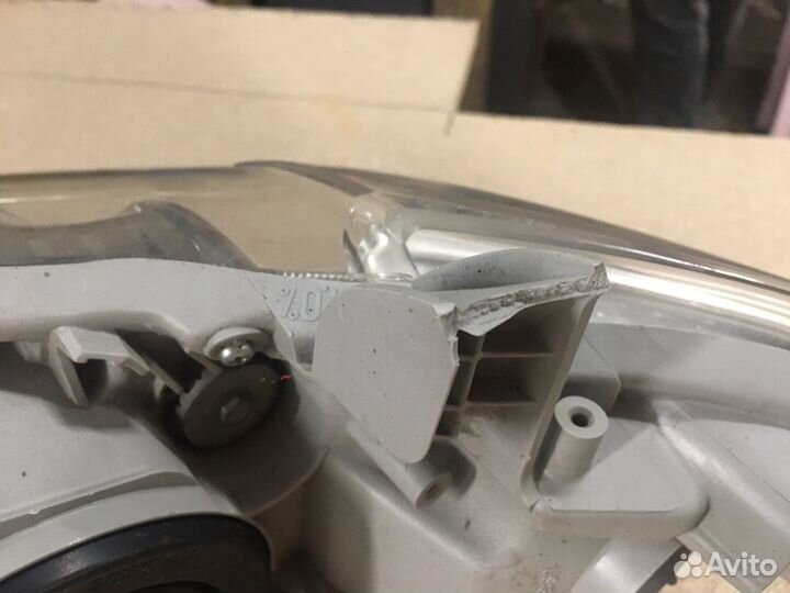 Фара правая Toyota Camry / Тойота Камри 40