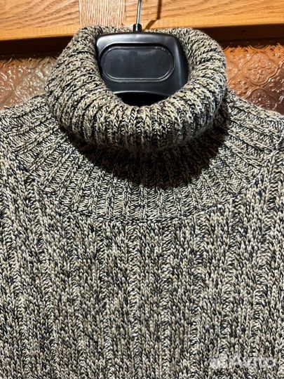 Тёплые фирменные - свитера мужские