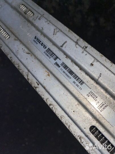 Радиатор интеркулера Volvo S60 FS 31338475