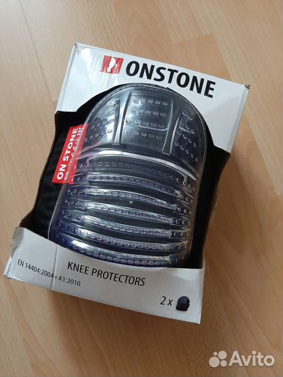 Наколенники