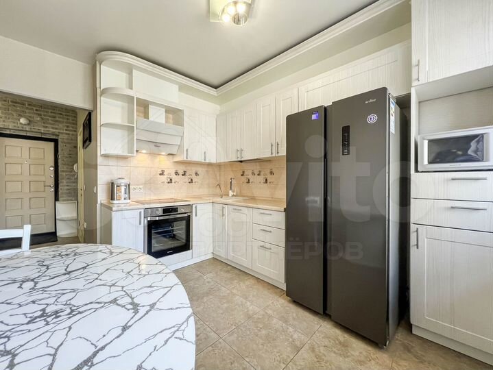 2-к. квартира, 56 м², 7/16 эт.