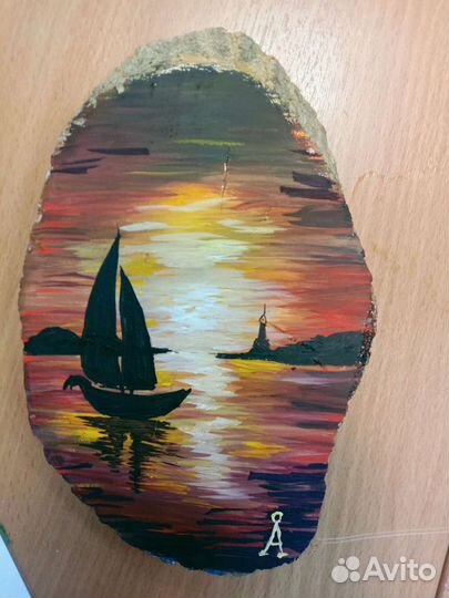 Панно настенное на срезе дерева