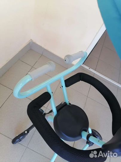 Прогулочная коляска для торговых центров новая