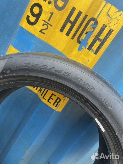 Pirelli P Zero 245/45 R19 102Y