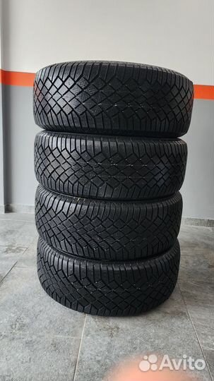 Continental ContiVikingContact 7 255/60 R18 112T