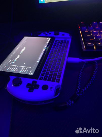GPD WIN 4 SSD 2тб / озу 32гб + док-станция