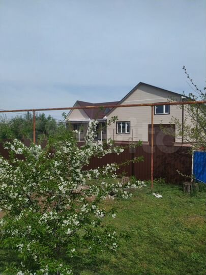 Дом 214 м² на участке 19,6 сот.